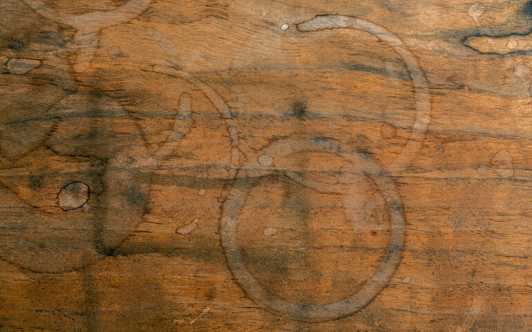 How to Remove Water Stains from a Wood Table Top